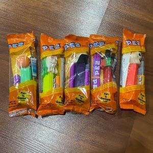 Pez Halloween; 🎃, 👻, Dracula & witch, bald man